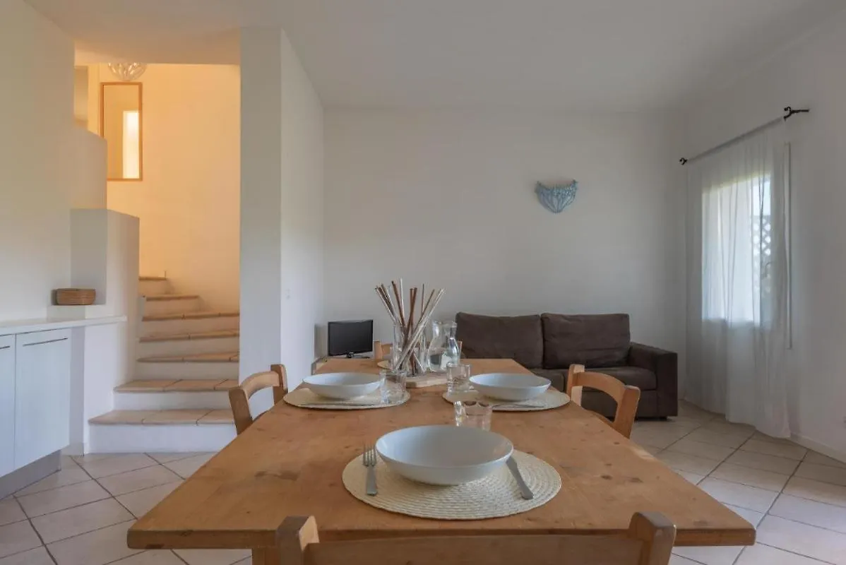 Apartamento Elegant Residence Ea Bianca 2 Bedroom Sleeps 6 Extra Bed Available N0614 Cala Bitta Italia